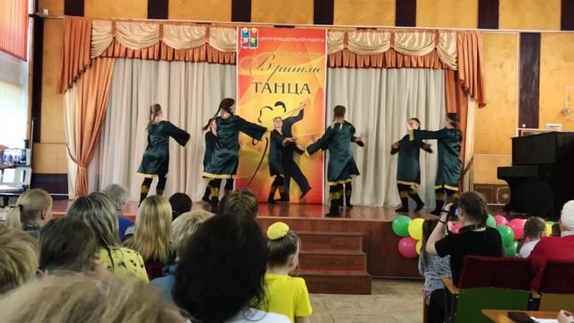 Танцевальный коллектив Зиль-Зёль, коми танец Зиль-Зёль . смотреть онлайн