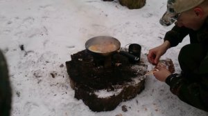 Поход в зимний лес. Готовлю на костре.