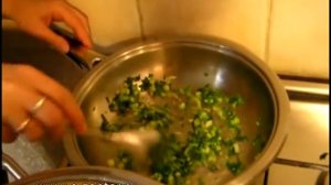 Курица с красной чечевицей "Футбол" - видео рецепт