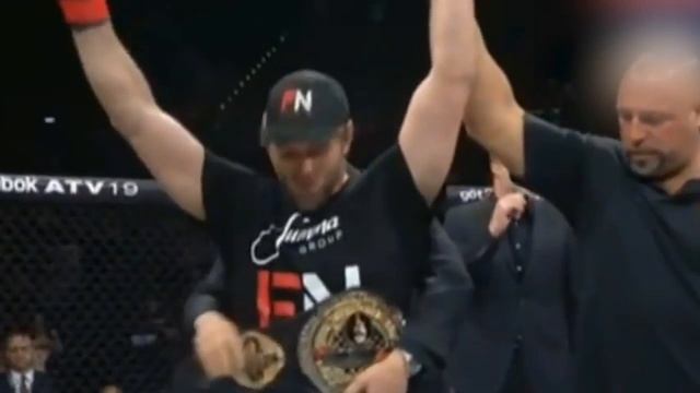 Шлеменко, Минаков или Нурмагомедов? #2 ИТОГИ ГОДА С ЕСАУЛОВЫМ смотреть онлайн