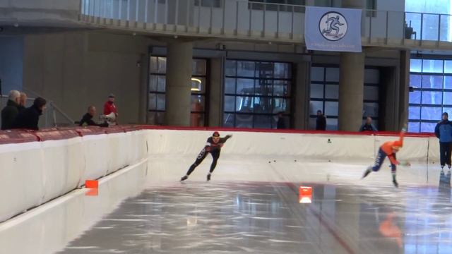 Saskia Alusalu 42.81 500m, finish - 23.11.12 смотреть онлайн