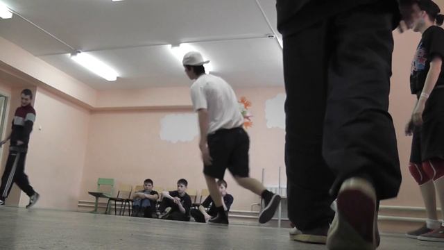 Брянск,в гостях у Six Bastars смотреть онлайн