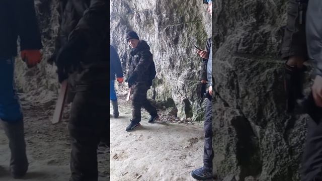 Камское Устье: прогулка по заброшенным штольням.