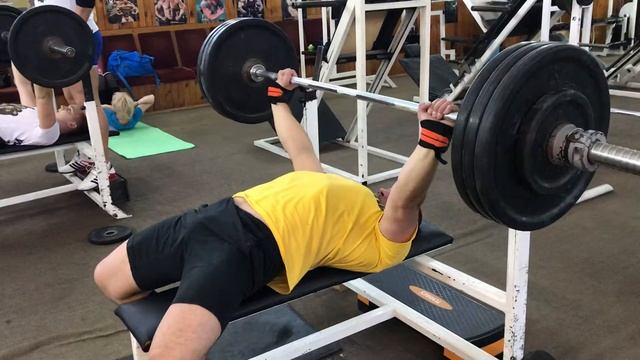 Жим лежа 125 кг смотреть онлайн