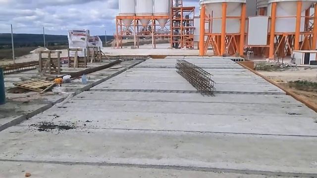 АБК - монтаж плит перекрытия 3.mp4 смотреть онлайн