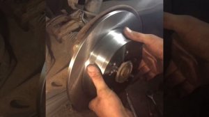 Замена задних тормозных дисков на Mercedes-Benz Vito 115 cdi 2007г.