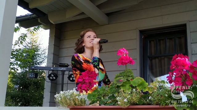 Профессиональная певица на юбилей и день рождения в Москве, заказать певицу на праздник и корпоратив