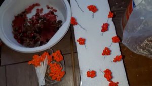 Как сделать декоративные искусственные Ягодки для DIY. Ягодный Лайфхак.