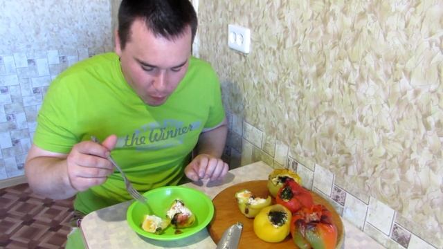 Яичница с Миксовой Начинкой в ПЕРЦАХ в Духовке. ДЕГУСТЕЙШЕН. смотреть онлайн