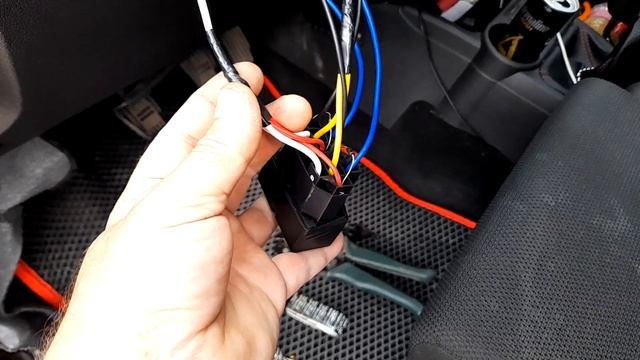 Лада Гранта. Подключение складывающиеся зеркал без контроллера с помощью сигнализации StarLine смотреть онлайн