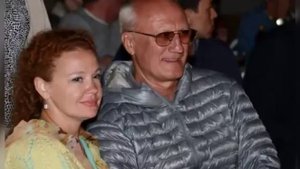 Только взгляните на жену актера Юрия Беляева