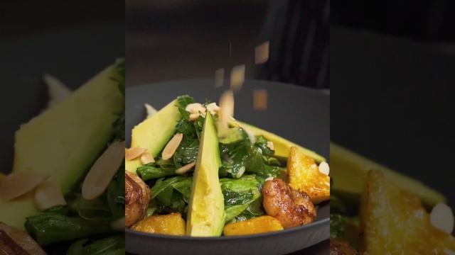 Готовка салат с креветками и ананасом | PROSKURIV смотреть онлайн