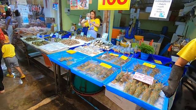 Паттайя. Список разрешенных вакцин в Таиланде расширяется. Спутник V рассматривается для применения смотреть онлайн