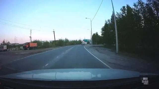 Из Омска в Надым на заработки в 18 лет. Стоит ли так делать? смотреть онлайн