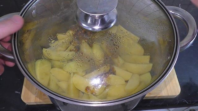 Рецепт запеченного картофеля по-деревенски в духовке. Rustic baked potato recipe.