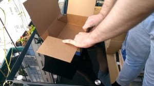 Складываем новую коробку от Почты России