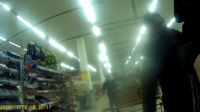 МАГАЗИН "БЛИЗКИЙ/ОТКАЗ В ПРОДАЖЕ ТОВАРОВ/ ПРОСРОЧКА/ОФОРМИЛИ МАГАЗИН/ смотреть онлайн