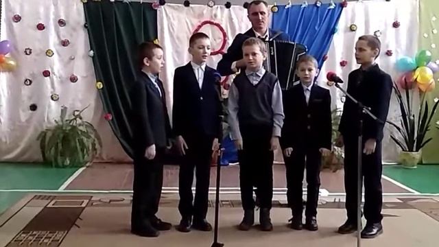 Сяє в небі сонечко смотреть онлайн