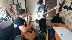 Группа крови. Играем на электрогитаре Цоя под минус на занятии