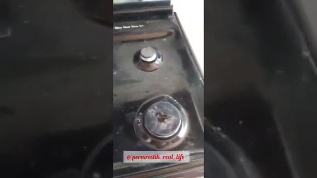 Чем отмыть пригоревшую кастрюлю смотреть онлайн