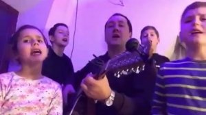 Рождество не про то как нам дорог семейный уют