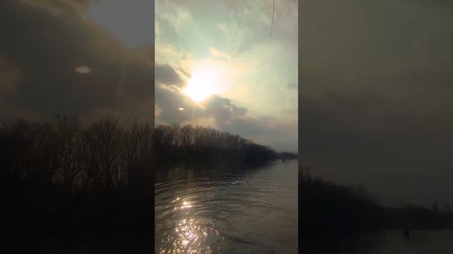 Амурская щука клюет прям под ногами??? смотреть онлайн