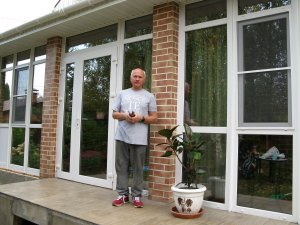 Остекление веранды в загородном доме в подмосковном посёлке Жабкино.