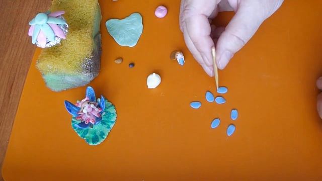 Дюймовочка из полимерной глины