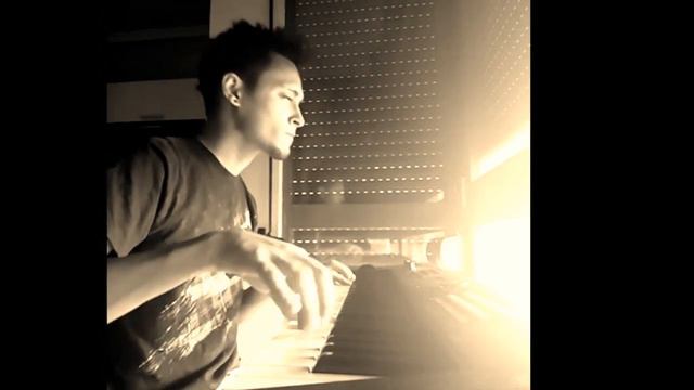 Improvising a new epic song: ¨Everyone is dead on the hill¨ (yamaha mx61 live) смотреть онлайн