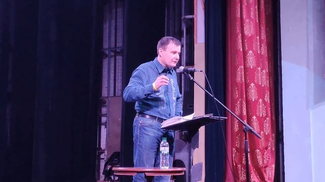 Красилец Г. Ж. пчеловодство на 145 рамке. Часть 1.