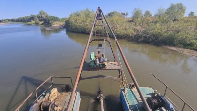 работа земснаряда "Ахтарец" , ЛС-27М. смотреть онлайн