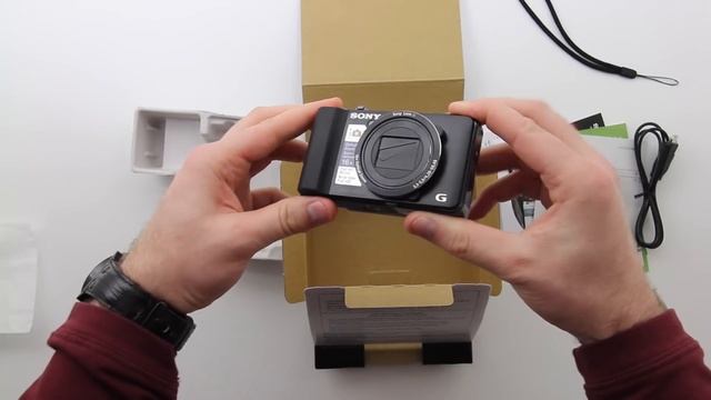 Sony DSC-HX9V Unboxing смотреть онлайн
