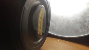 жесткий бас тест не оригинальной колонки?