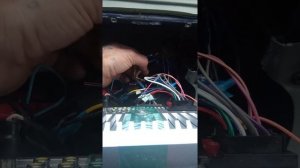 2-din магнитола в Крайслер Вояджер 3