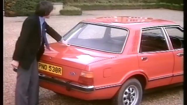 Ford Cortina Mk IV | Retro Car review | Ford Cortina | Drive in | 1976 смотреть онлайн