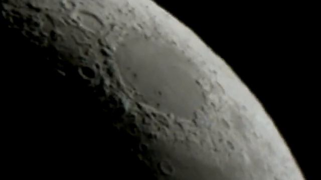 MOON (MARE CRISIUM )20/12/2009 with Orion Optics SPX250f4.8 and Philips SPC900NC смотреть онлайн