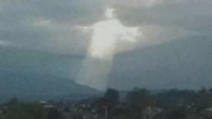 Образ Иисуса Христа в небе