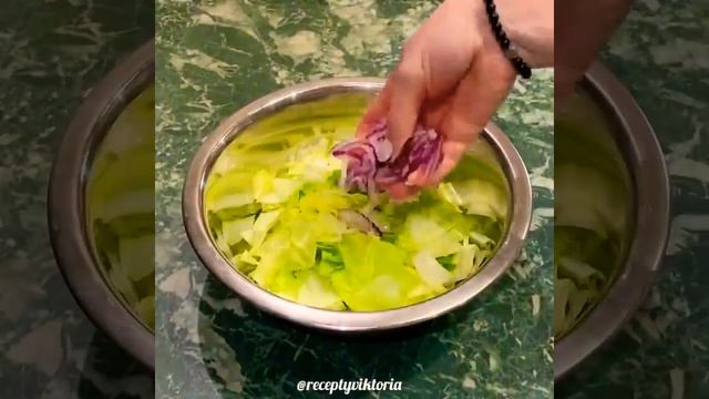 Готовим вкуснейший лёгкий салат ? с морепродуктами / Быстро и вкусно / Кухня / Рецепты / Food смотреть онлайн