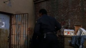 "Голубая устрица" из к/ф "Полицейская академия.." ( Blue oyster from the film "Police Academy")