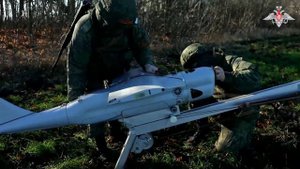 Боевая работа расчетов комплексов РЭБ и РЭР «Леер-3»