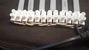 Обогреватель масленного картера компрессора из саморегулирующего кабеля