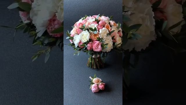 Персиковый букет. Свадебный букет из пионовидных роз.