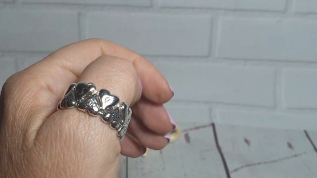 15.8.19 Продолжаем смотреть Шаблюль .Много серебра без вставок и серег☝️🍷 смотреть онлайн