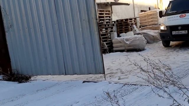 База. г.Ижевск Пойма,20.Теплое помещение 200кв.м.Хдодный склад 500 кв.м.Прирельсовый. Ж/д ветка. смотреть онлайн