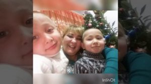 Школа N53. Учителя поздравляют детей с праздником.