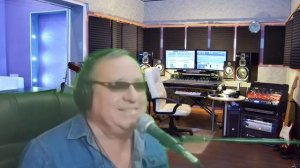 Белый теплоход