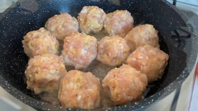 Готовим Вкусные ТЕФТЕЛИ в сливочном соусе | Дневник Рецептов смотреть онлайн