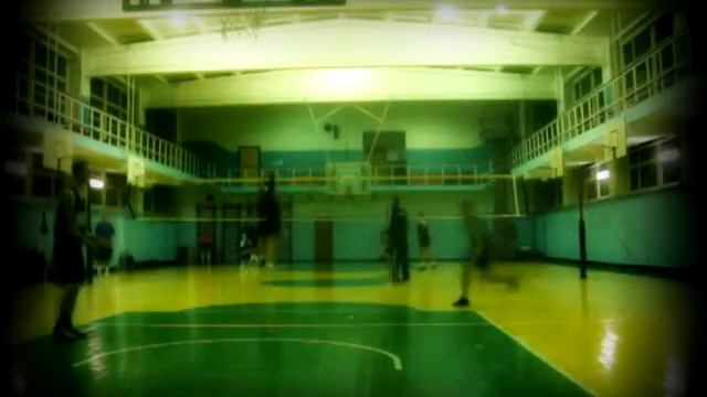 5'11 T.F. dunks 10.11.11