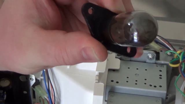 Easy Commercial Industrial Microwave Lamp Bulb Replacement - Change Light Buffalo Oven смотреть онлайн