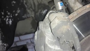 разбираю ступицу на мерседес211